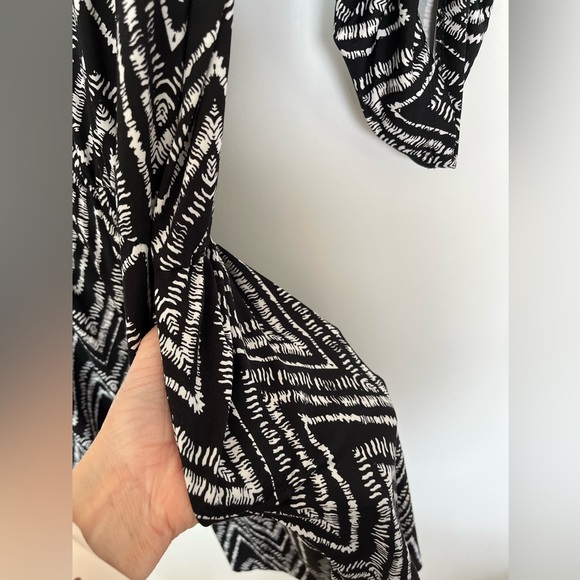 Robert Louis Black & White Chevron Print Jumpsuit with Pockets Size M - Picture 6 of 7